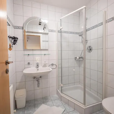 Sonderbichlhof 公寓 Pankrazberg