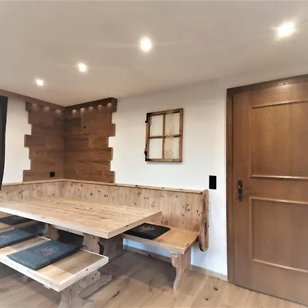 Sonderbichlhof 公寓 Pankrazberg