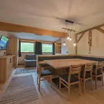 Sonderbichlhof Apartman *