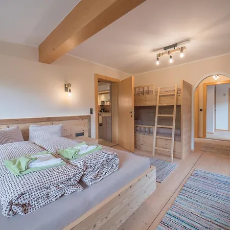 Sonderbichlhof Apartment