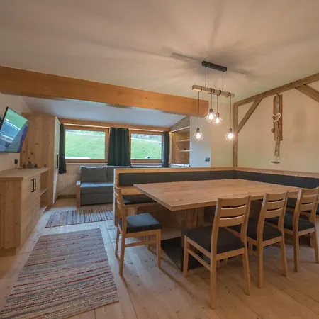 Sonderbichlhof Apartmán *